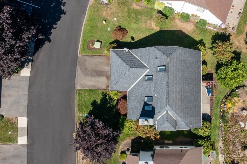 Photo of 32830 3rd Place S, Federal Way, WA 98003 (MLS # 2151342)