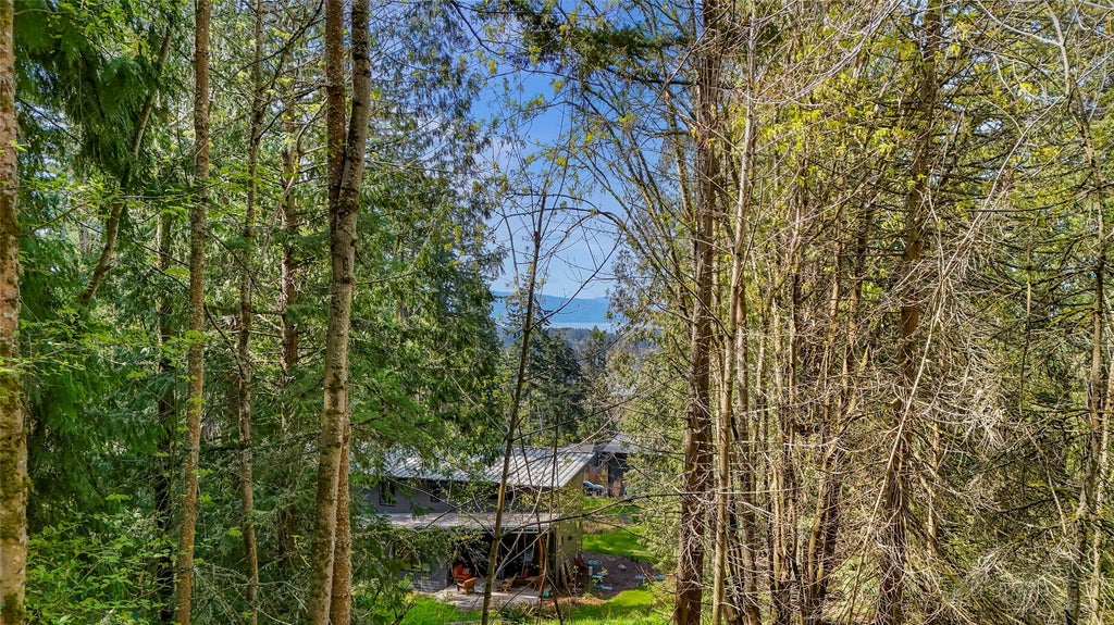 Photo of 1800 40th Place, Bellingham, WA 98229 (MLS # 2595181)