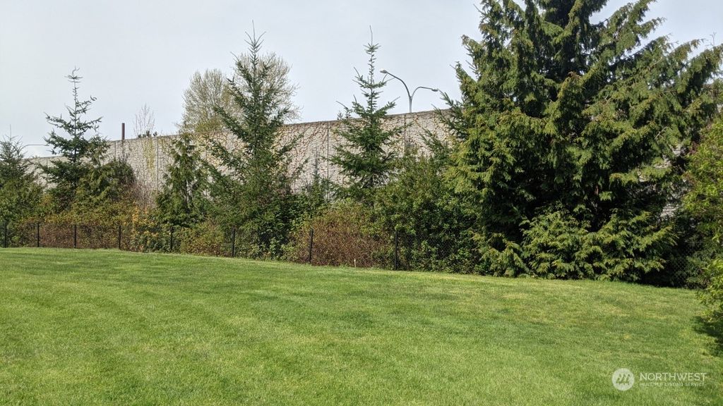 Photo of 2827 88th Avenue NE, Bellevue, WA 98004 (MLS # 2054096)