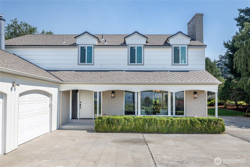 2328 Easy Street