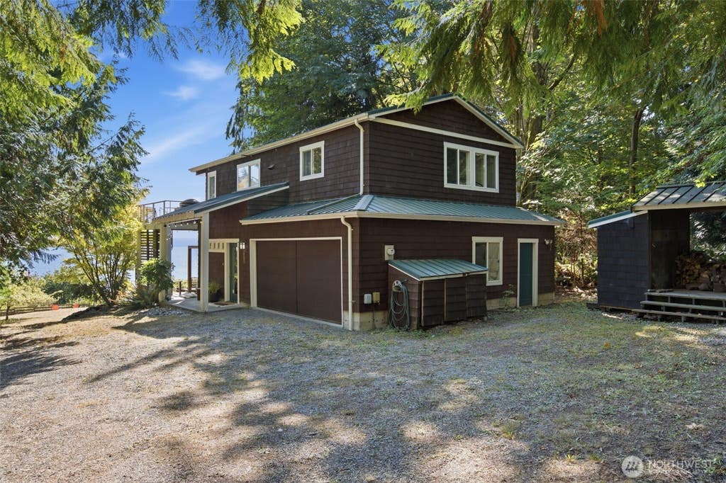 Photo of 610 Tala Shore Drive, Port Ludlow, WA 98365 (MLS # 2574590)