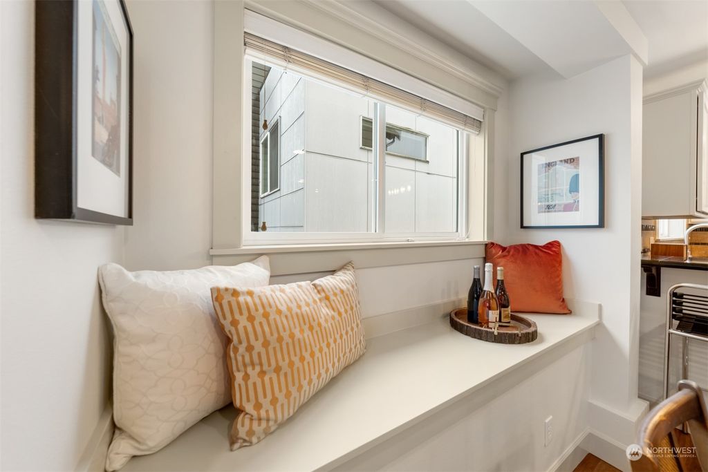 Photo of 2843 SW Adams Street #A, Seattle, WA 98126 (MLS # 2054499)