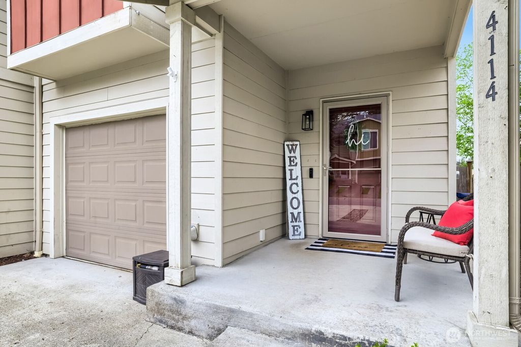 Photo of 4114 82nd Avenue NE, Marysville, WA 98270 (MLS # 2512160)
