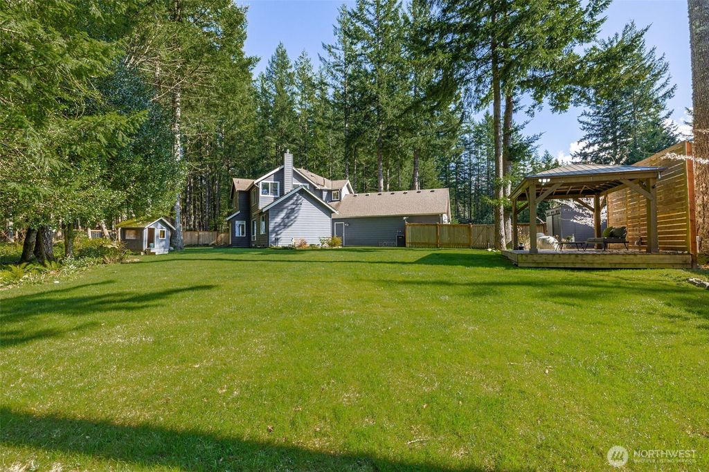 Photo of 13892 473rd Court SE, North Bend, WA 98045 (MLS # 2501181)
