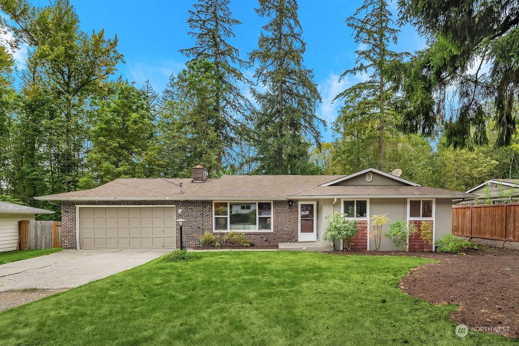 Photo of 12011 156th Avenue SE, Renton, WA 98059 (MLS # 2289842)