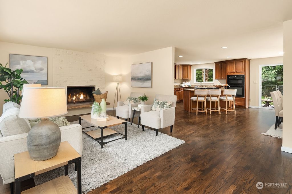 Photo of 12011 156th Avenue SE, Renton, WA 98059 (MLS # 2289842)