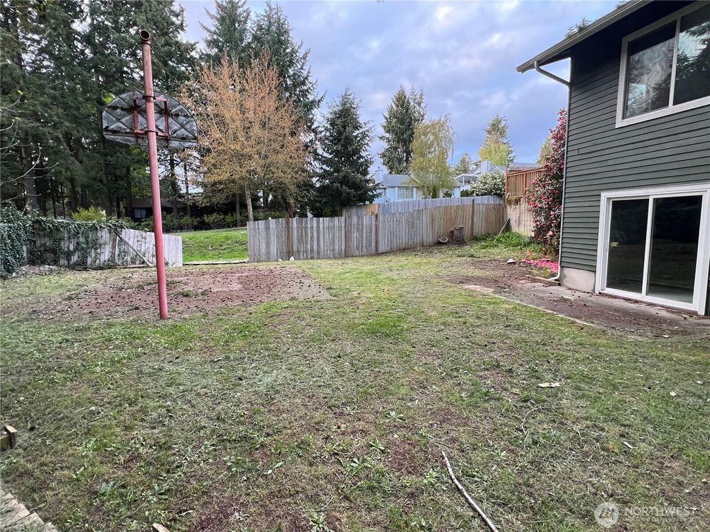 Photo of 34003 31st Avenue SW, Federal Way, WA 98023 (MLS # 2361978)
