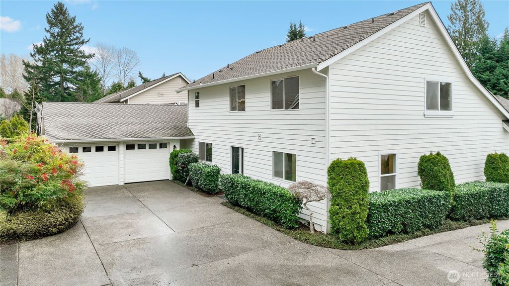 Photo of 13428 12th pl Place NE, Bellevue, WA 98005 (MLS # 2491432)
