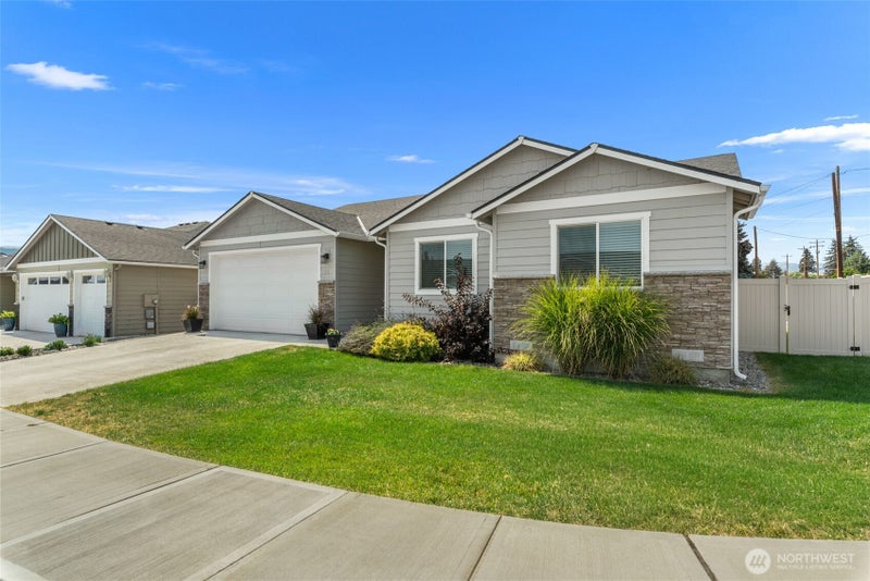 12 Emma Drive