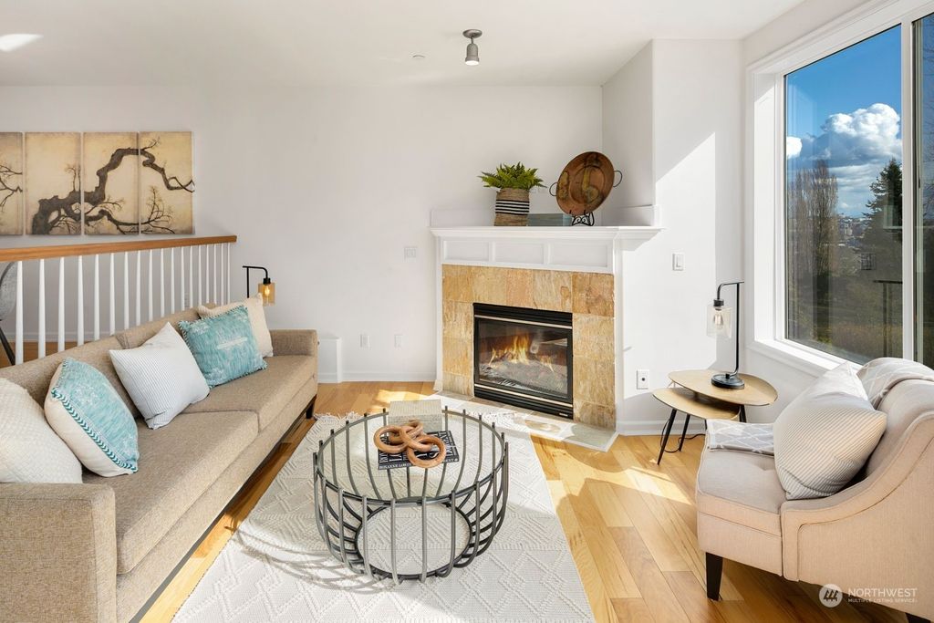 Photo of 1818 5th Avenue N, Seattle, WA 98109 (MLS # 2043946)