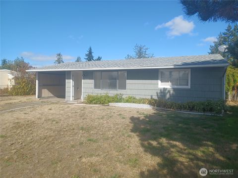 Photo of 5009 Yew Lane SW, Lakewood, WA 98499 (MLS # 2444090)
