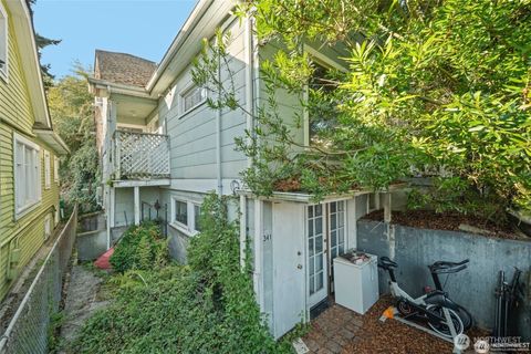 Photo of 341 NE 51st Street, Seattle, WA 98105 (MLS # 2483890)