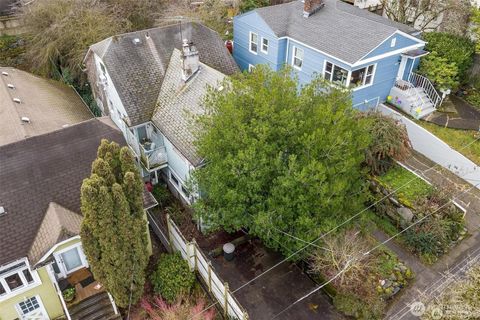 Photo of 341 NE 51st Street, Seattle, WA 98105 (MLS # 2483890)