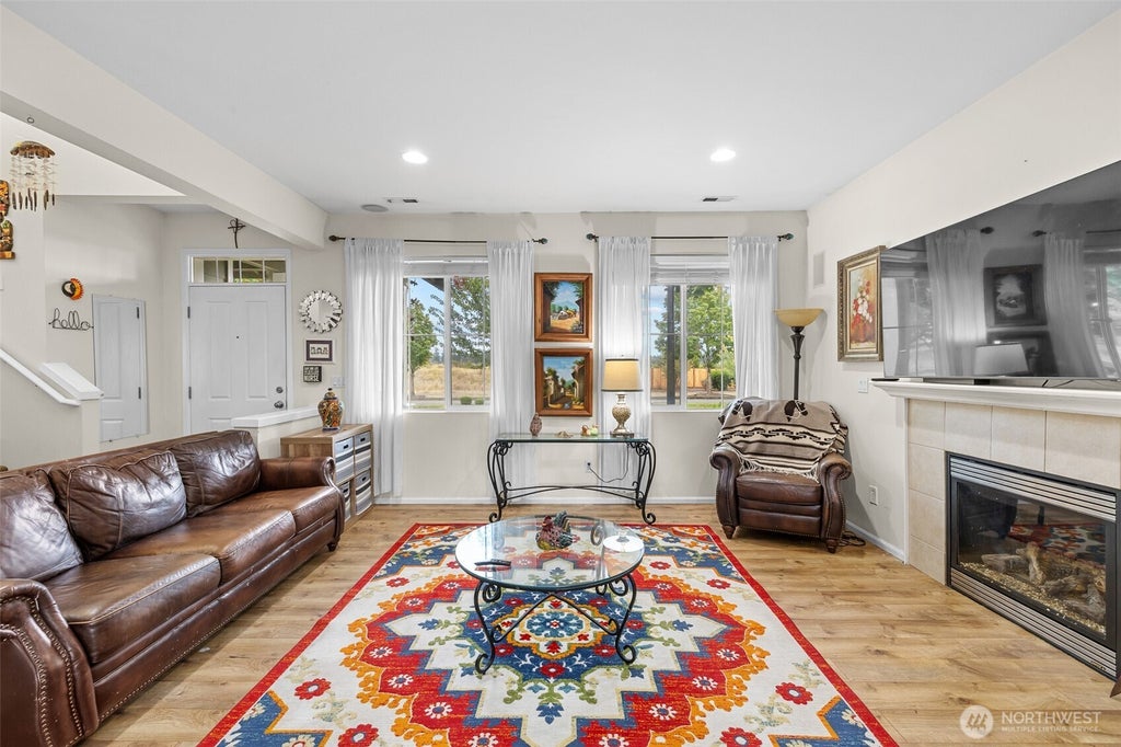 Photo of 5944 Balustrade Boulevard SE, Lacey, WA 98513 (MLS # 2573634)