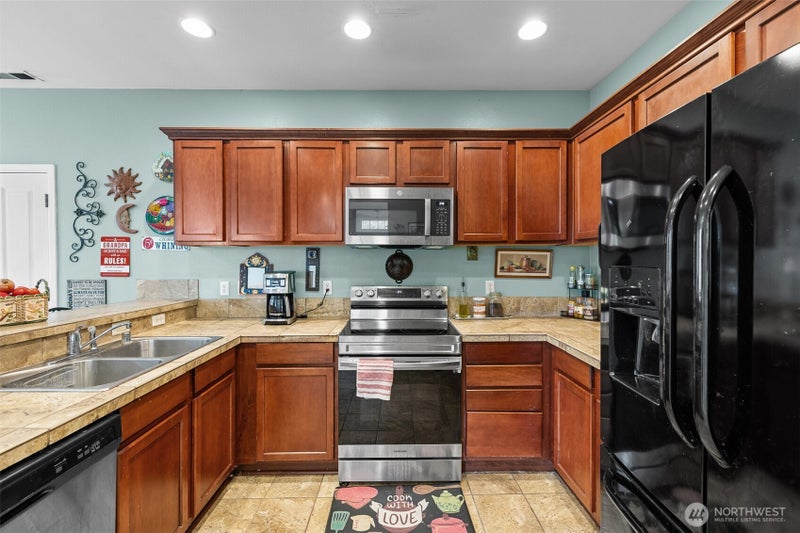 5944 Balustrade Boulevard SE
