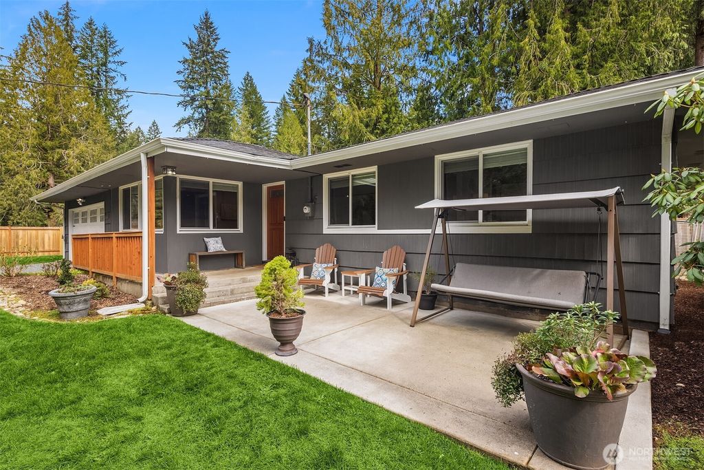 Photo of 8404 308th Avenue SE, Preston, WA 98050 (MLS # 2351276)