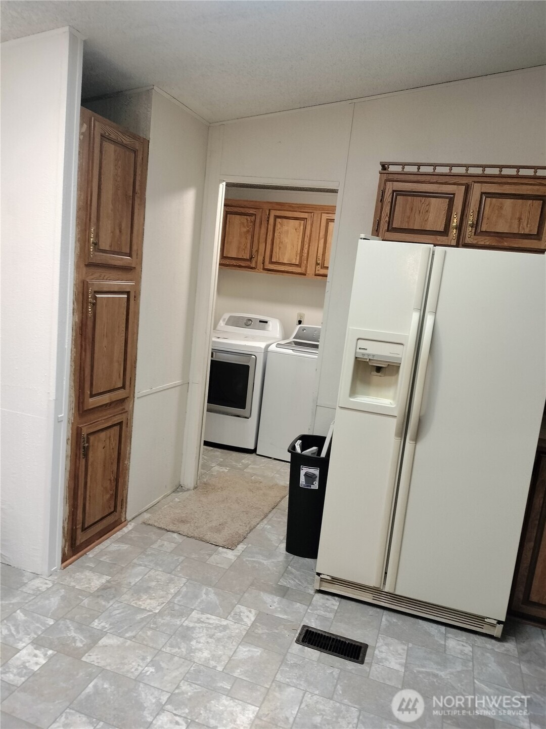 6110 161 Street Ct E 230