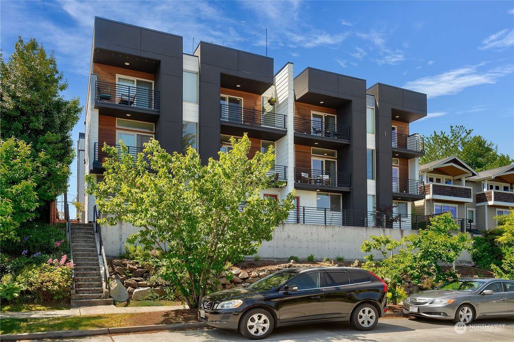 Photo of 4437 41st Avenue SW #B, Seattle, WA 98116 (MLS # 2077164)