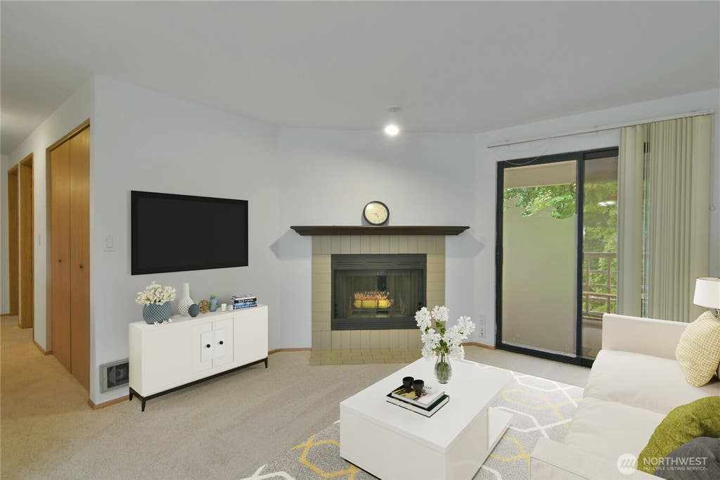 Photo of 700 N 160th Street #A314, Shoreline, WA 98133 (MLS # 2536121)
