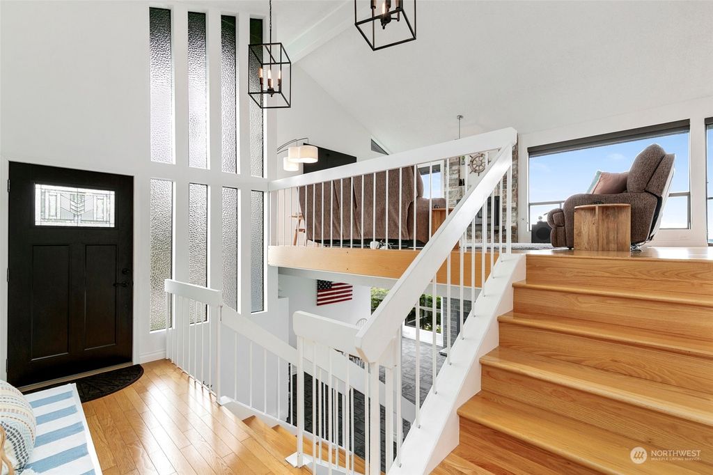 Photo of 28716 11th Avenue S, Federal Way, WA 98003 (MLS # 2197236)