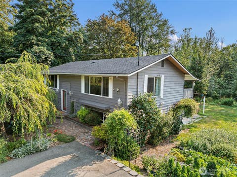Photo of 14005 51st Avenue E, Tacoma, WA 98446 (MLS # 2544624)