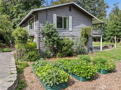 Photo of 14005 51st Avenue E, Tacoma, WA 98446 (MLS # 2544624)