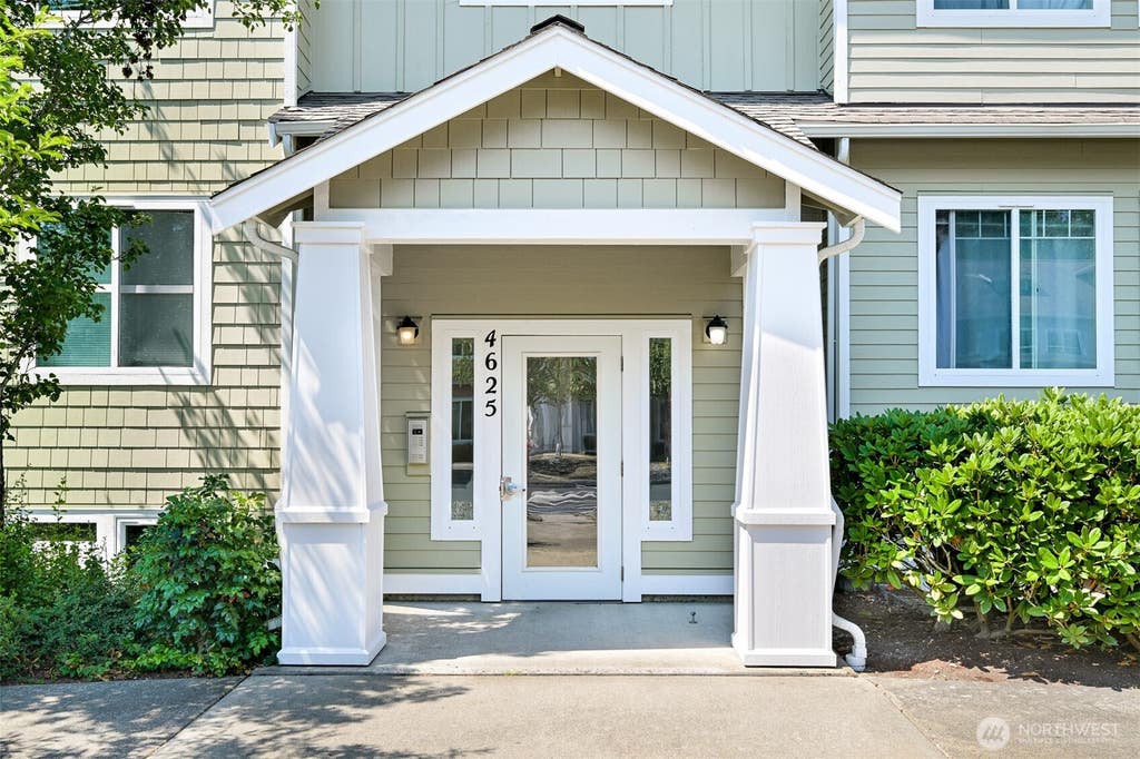 Photo of 4625 Celia Way #101, Bellingham, WA 98226 (MLS # 2559592)