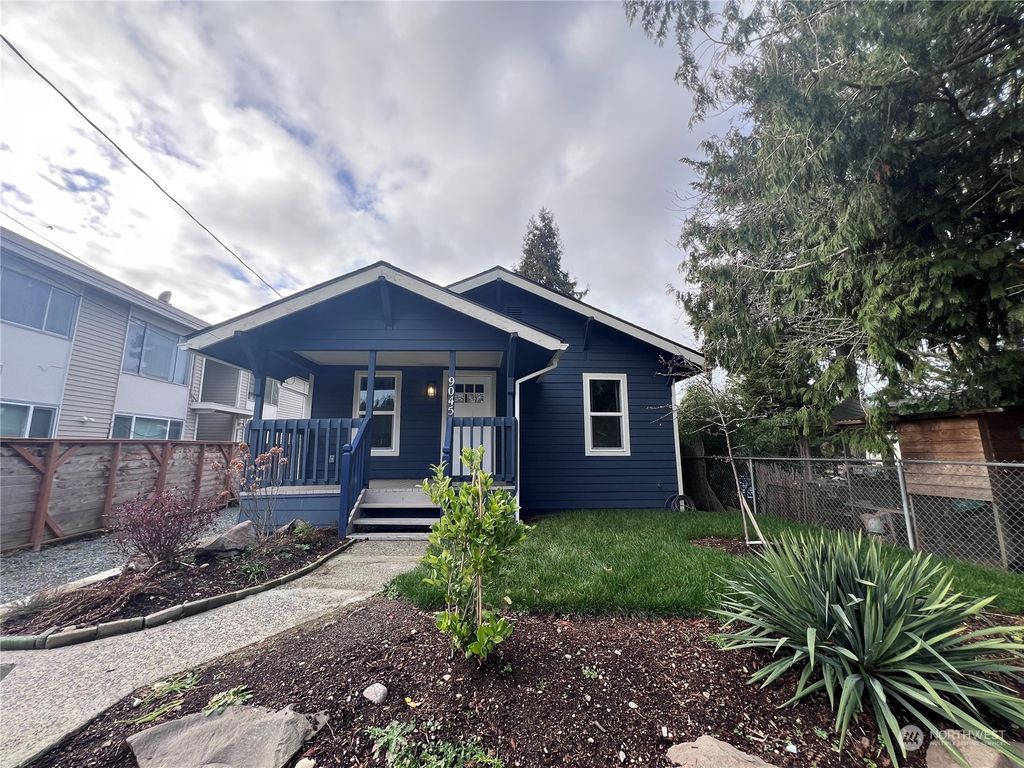 Photo of 9045 9th Avenue SW, Seattle, WA 98106 (MLS # 2322663)