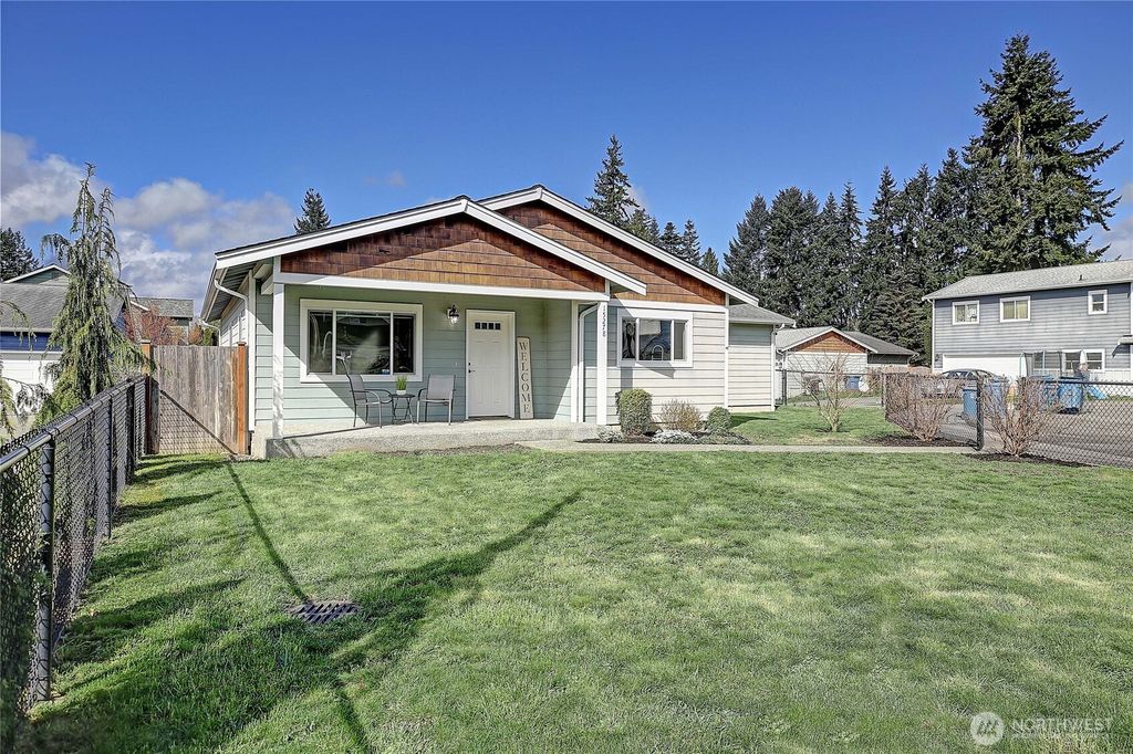 Photo of 15278 176th Drive SE, Monroe, WA 98272 (MLS # 2455060)