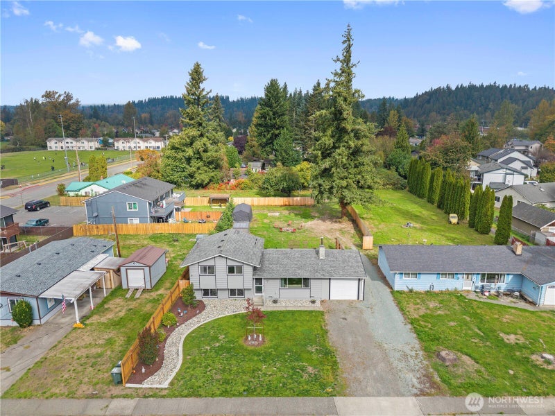 407 High Avenue