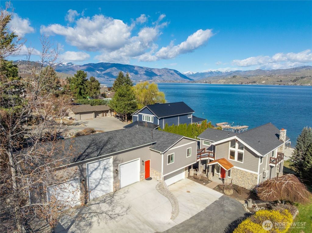 Photo of 21 Grace Lane, Chelan, WA 98816 (MLS # 2525637)