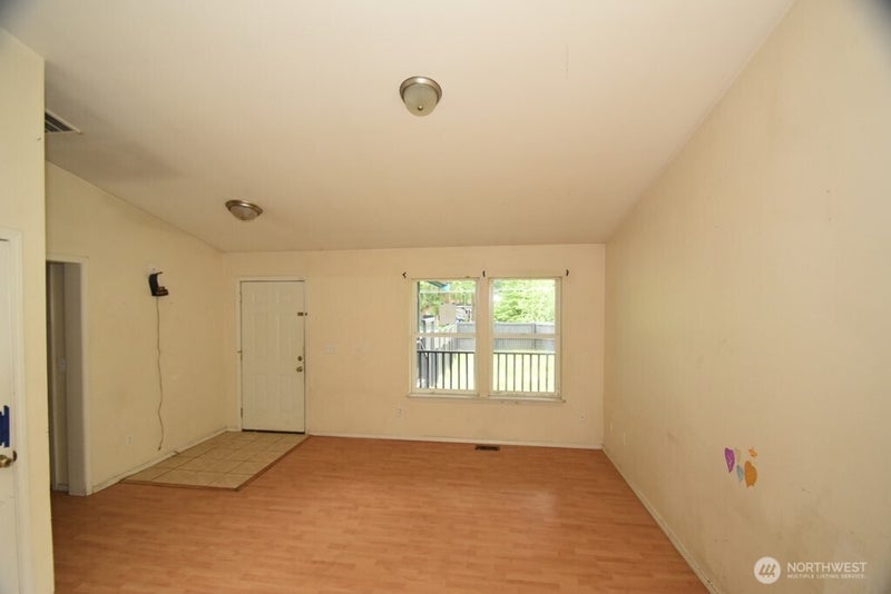 6165 Ash Place