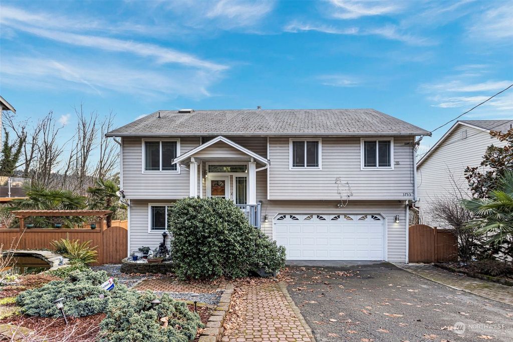 Photo of 3753 S Perry Street, Seattle, WA 98118 (MLS # 2221654)