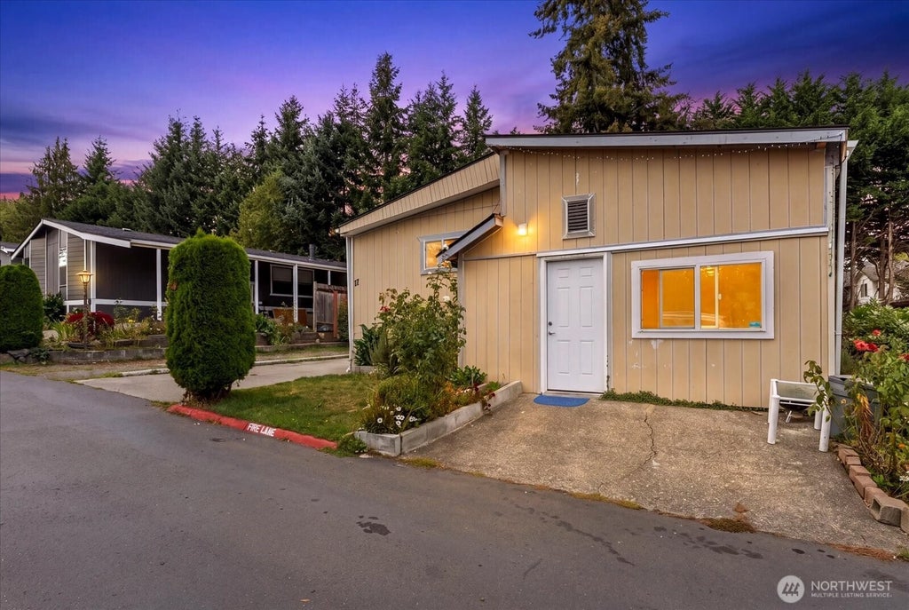 Photo of 12605 E Gibson Road #17, Everett, WA 98204 (MLS # 2589819)
