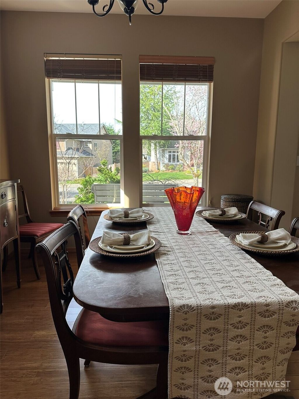 Photo of 252 Quincy Avenue NE, Renton, WA 98059 (MLS # 2495722)