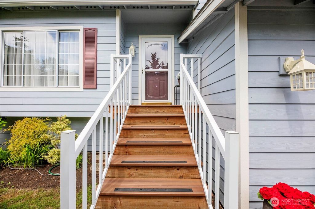 Photo of 5908 3rd Drive W, Everett, WA 98203 (MLS # 2392155)