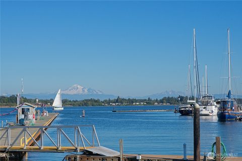 9540 Semiahmoo Parkway M5 Blaine WA 98230