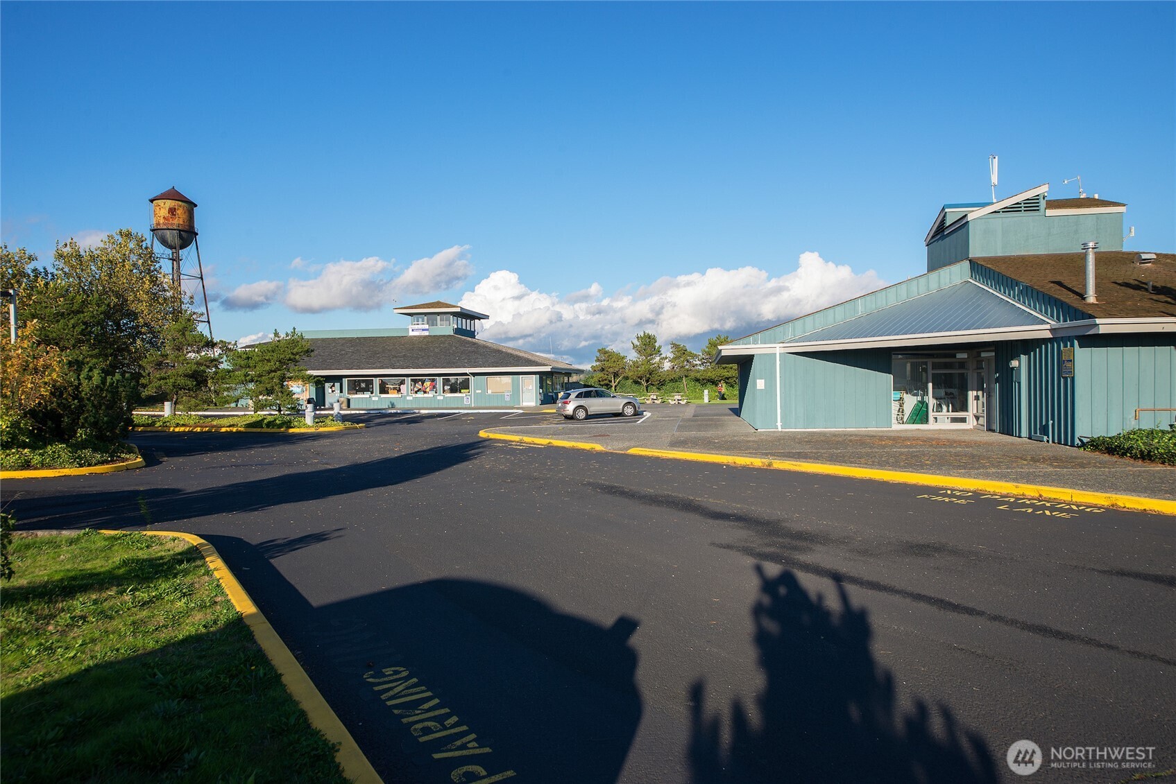 9540 Semiahmoo Parkway M5