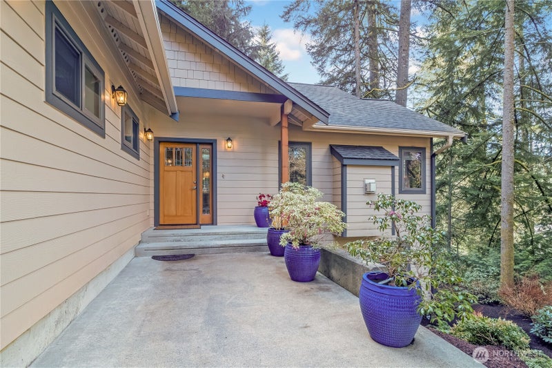 1 Rosebud Place