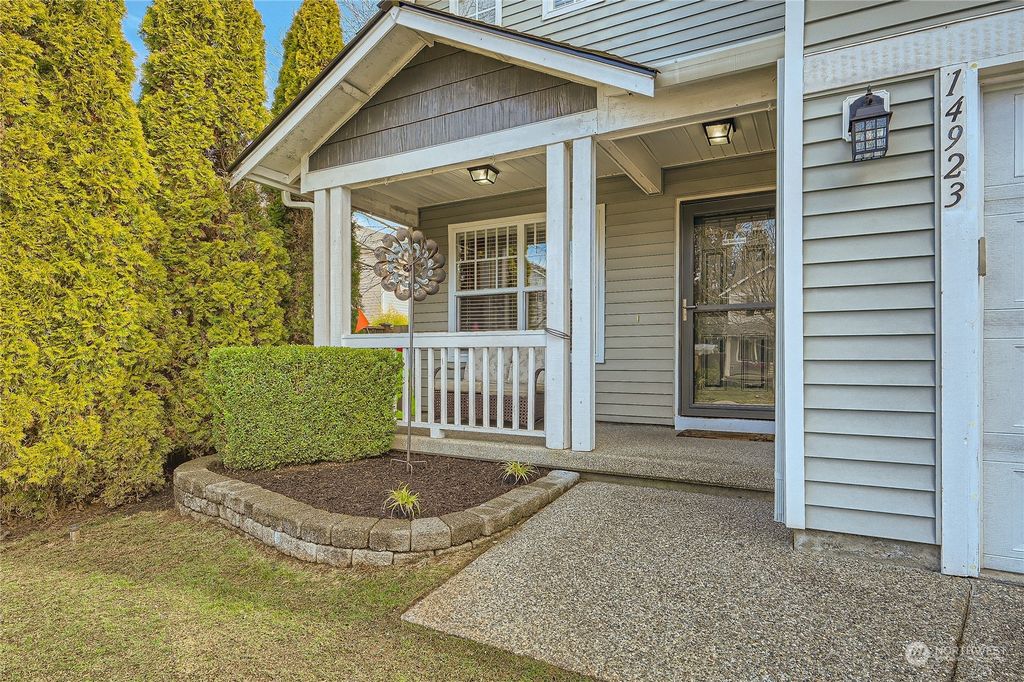 Photo of 14923 49th Drive SE, Everett, WA 98208 (MLS # 2043138)