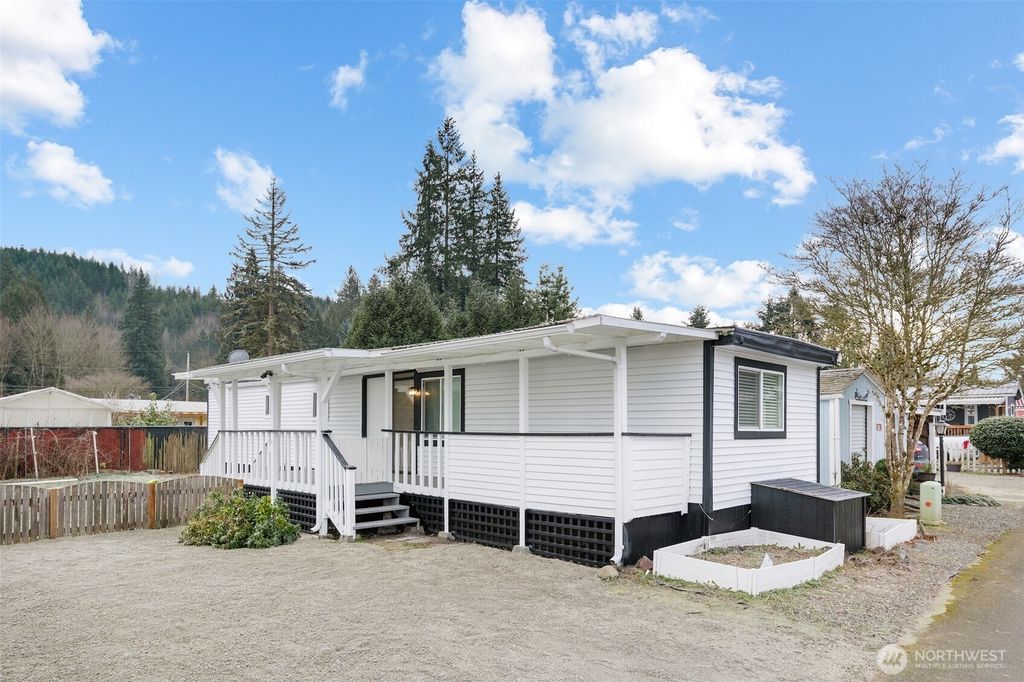 Photo of 32501 NE 50th Street #37, Carnation, WA 98014 (MLS # 2472903)