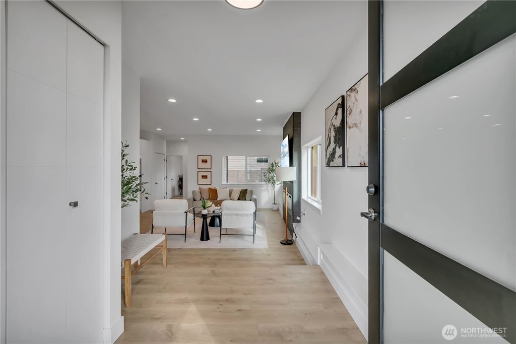 Photo of 9846 62nd Avenue S #1, Seattle, WA 98118 (MLS # 2501831)