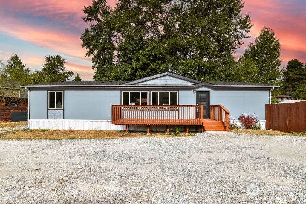 Photo of 11826 Military Road S, Seattle, WA 98168 (MLS # 2160516)