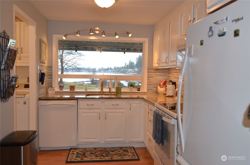 Photo of 25739 135 Avenue SE #1, Kent, WA 98042 (MLS # 2044340)