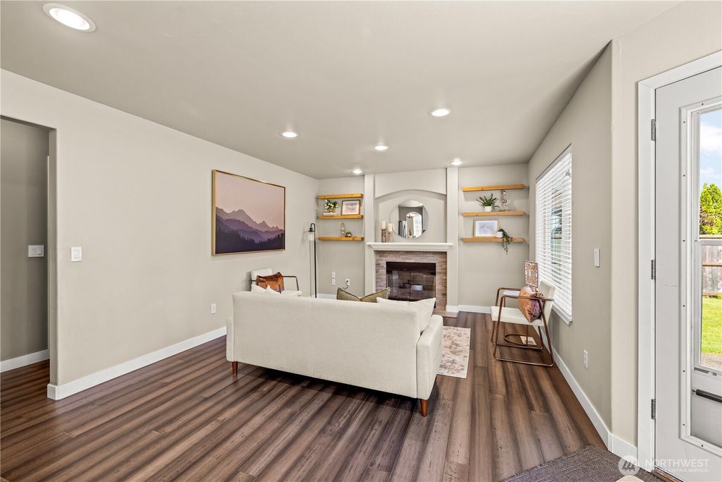 Photo of 10024 SE 244th Court, Kent, WA 98030 (MLS # 2413425)