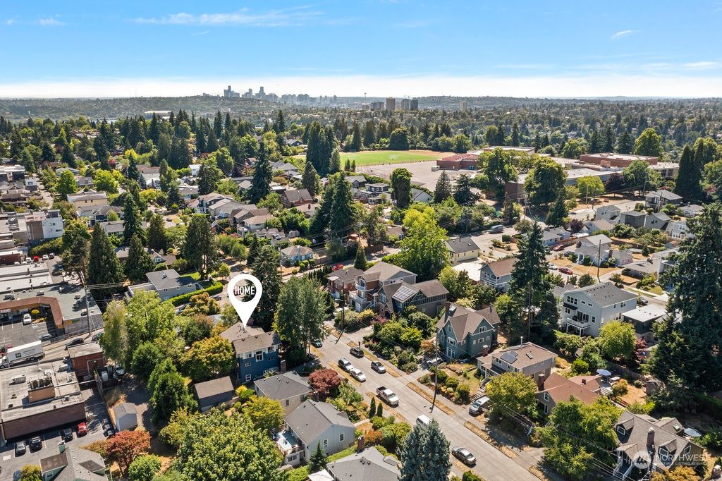 Photo of 7510 34th Avenue NE, Seattle, WA 98115 (MLS # 2141100)