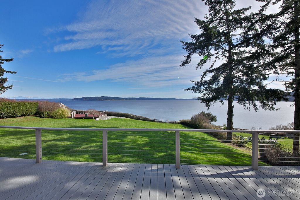 Photo of 2693 North Bluff Road, Greenbank, WA 98253 (MLS # 2502743)