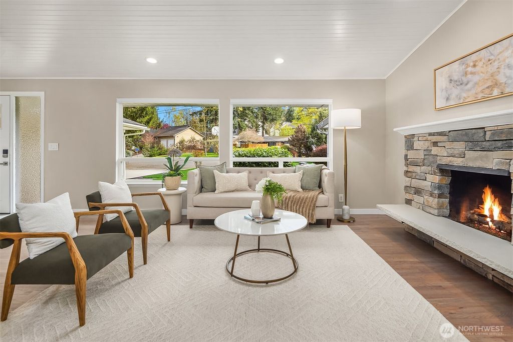 Photo of 15310 SE 21st Street, Bellevue, WA 98007 (MLS # 2377272)