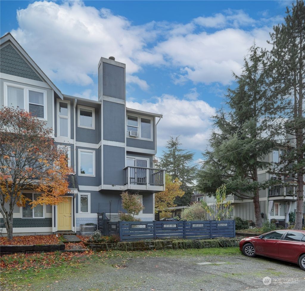 Photo of 2511 SW Cloverdale Street, Seattle, WA 98106 (MLS # 2309023)