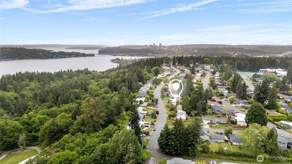 Photo of 5644 116th Avenue SE, Bellevue, WA 98006 (MLS # 2373523)